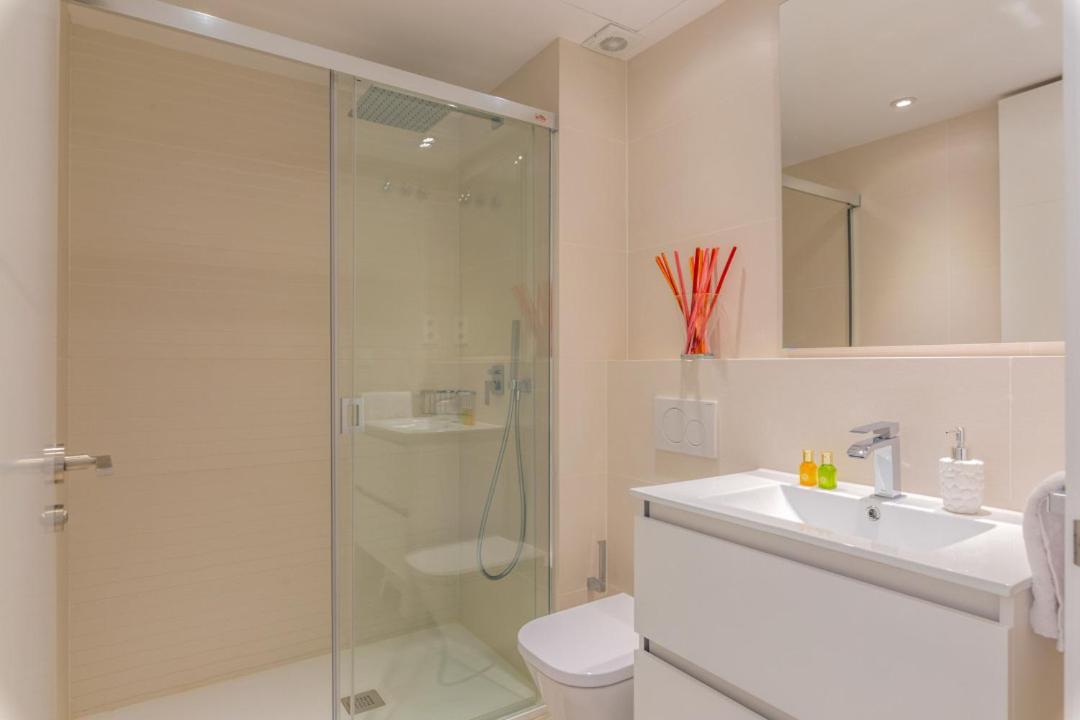 Minty Stay - Modern La Merced มาลากา ภายนอก รูปภาพ
